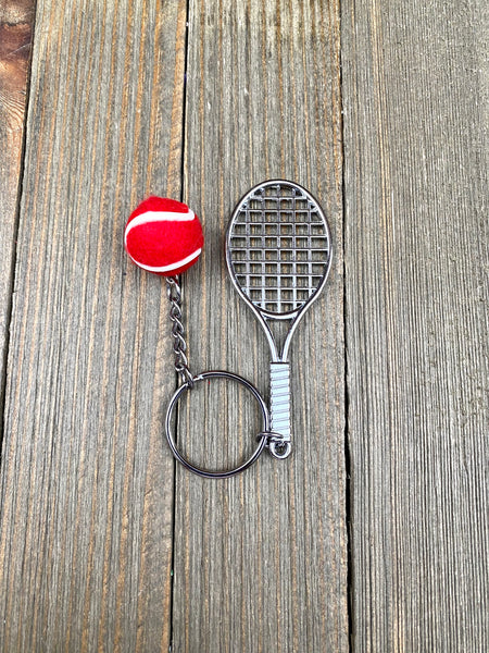 Tennis racket and ball keychain. Sports keychain. Tennis lover’s keychain. Tennis players keychain. Tennis coach gift. Best gift. Perfect gift.