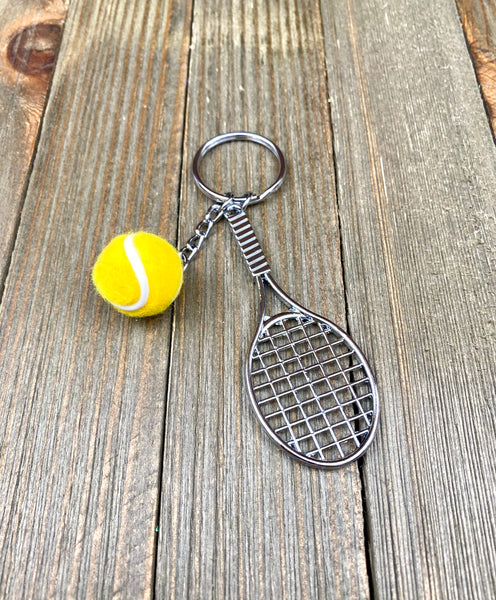 Tennis racket and ball keychain. Sports keychain. Tennis lover’s keychain. Tennis players keychain. Tennis coach gift. Best gift. Perfect gift.