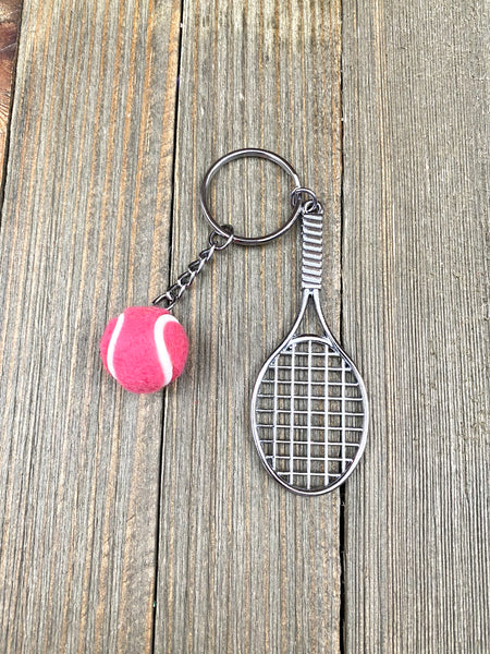Tennis racket and ball keychain. Sports keychain. Tennis lover’s keychain. Tennis players keychain. Tennis coach gift. Best gift. Perfect gift.