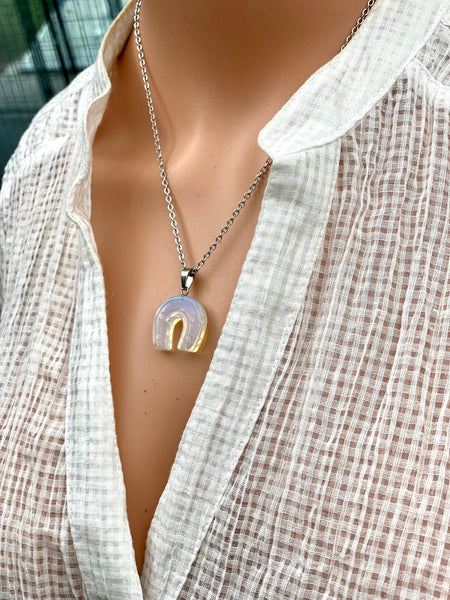 Opal stone Horseshoe Shape Pendant Lucky Necklace with High Quality No Fade No Tarnish Hypoallergenic Stainless Steel chain horse rider gift
